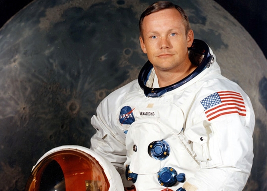 Murió Neil Armstrong, el primer hombre en pisar la Luna