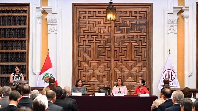 Presidenta Dina Boluarte y peruanas emprendedoras conmemoran el DÃ­a Internacional de la Mujer