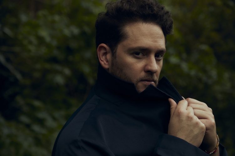 CHRISTOPHER UCKERMANN PRESENTA 'PASE LO QUE PASE':  EL PRIMER SINGLE DE SU NUEVA ERA MUSICAL