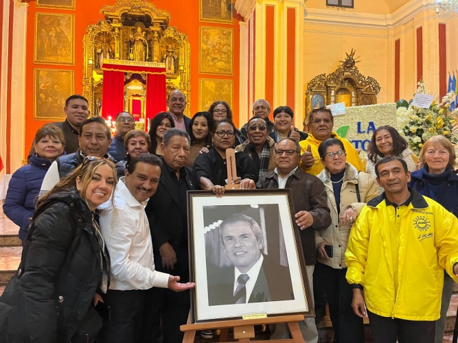 Con misa en el templo del Santuario Santa Rosa, recuerdan cumpleaños del exalcalde de Lima Luis Castañeda Lossio