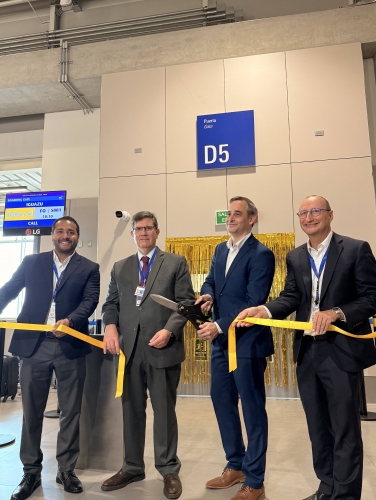 Flybondi inicia sus operaciones en Perú y conecta Lima con Puerto Iguazú