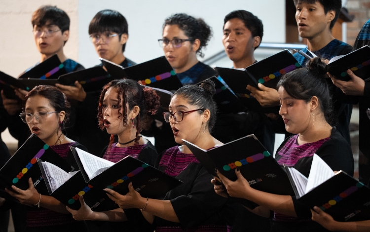 Coro Juvenil de Sinfonía por el Perú representará al país en el concurso vocal más prestigioso de España